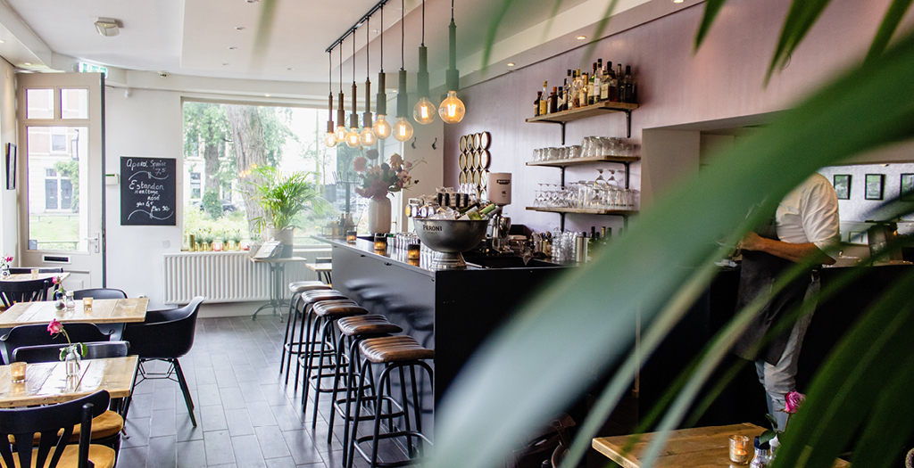 Amis restaurateurs, et si vous vous engagiez pour les Cantines du Monde ?